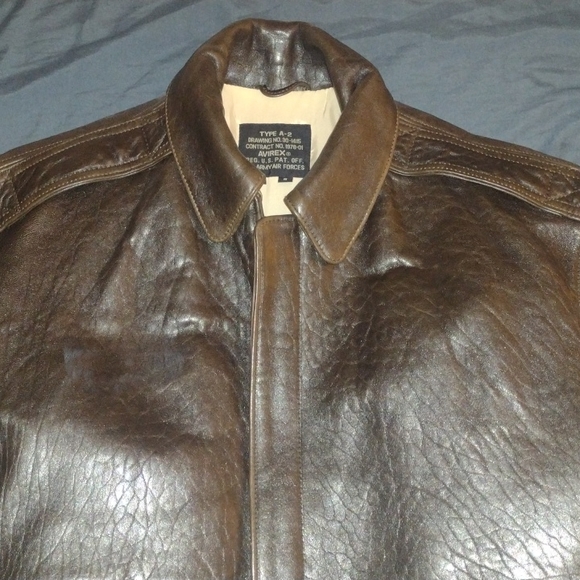 Avirex Bomber Jacket Men's Authentic Type A-2 Leather Flight Jacket Size Small - Picture 8 of 14